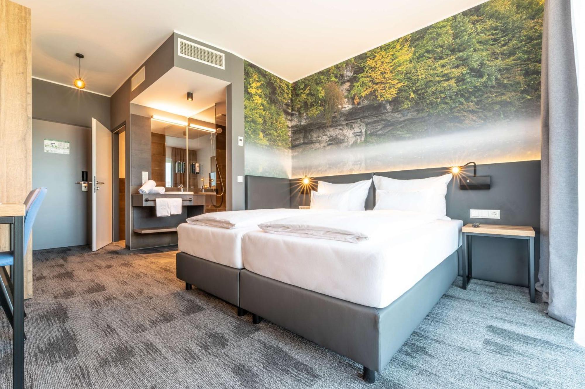 Aiden By Best Western Stadtgut Hotel Steyr - Free Parking Bagian luar foto