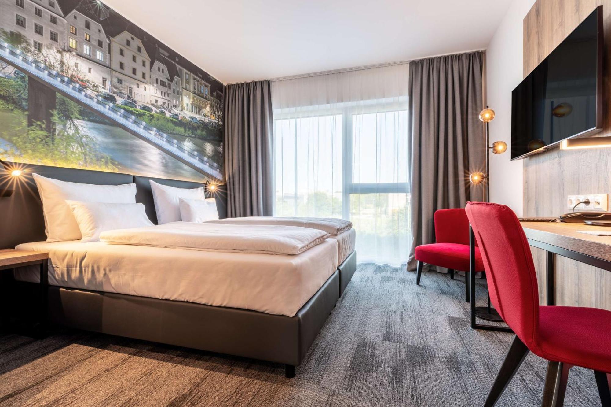 Aiden By Best Western Stadtgut Hotel Steyr - Free Parking Bagian luar foto